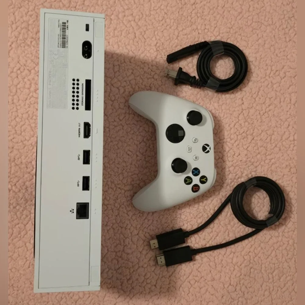 Xbox Series S (512GB model) (one controller, HDMI & power cord included) - white